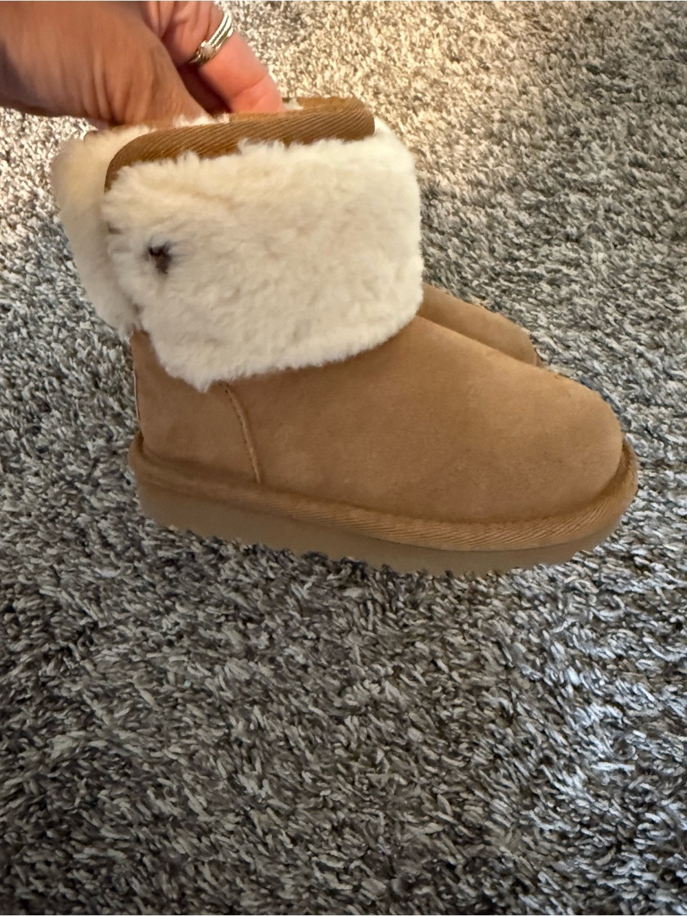 UGG Kids Shearling Cuff Boot - Chestnut and Cream